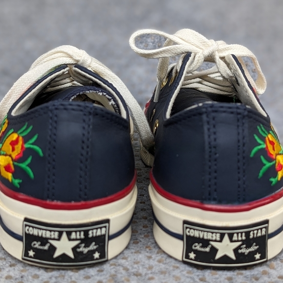 Converse Leather Parkway Embroidered Floral LT in Navy, Sz 6 - Picture 6 of 12